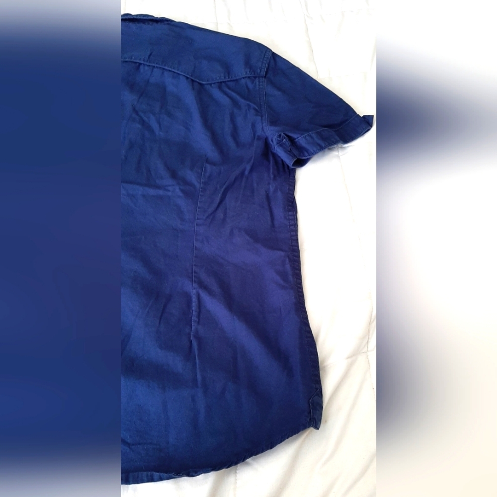 Guess Button Up - Picture 12 of 12